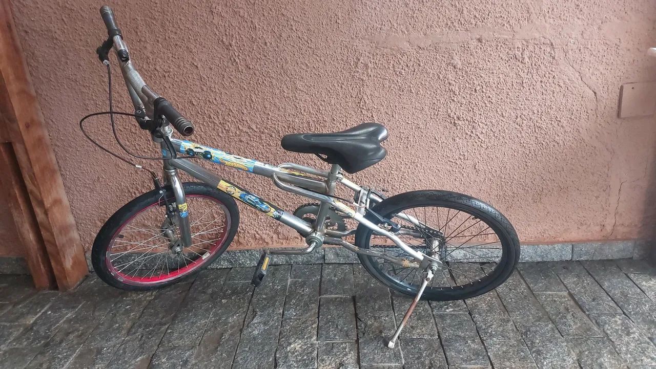 Bicicleta BMX Infantil Cromada Aro 20 (usada) - Foto 2