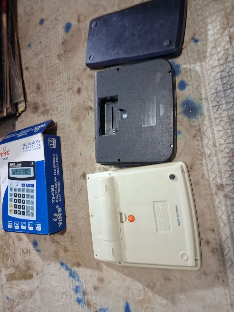 lote de calculadora .serve para decoração  - Foto 2