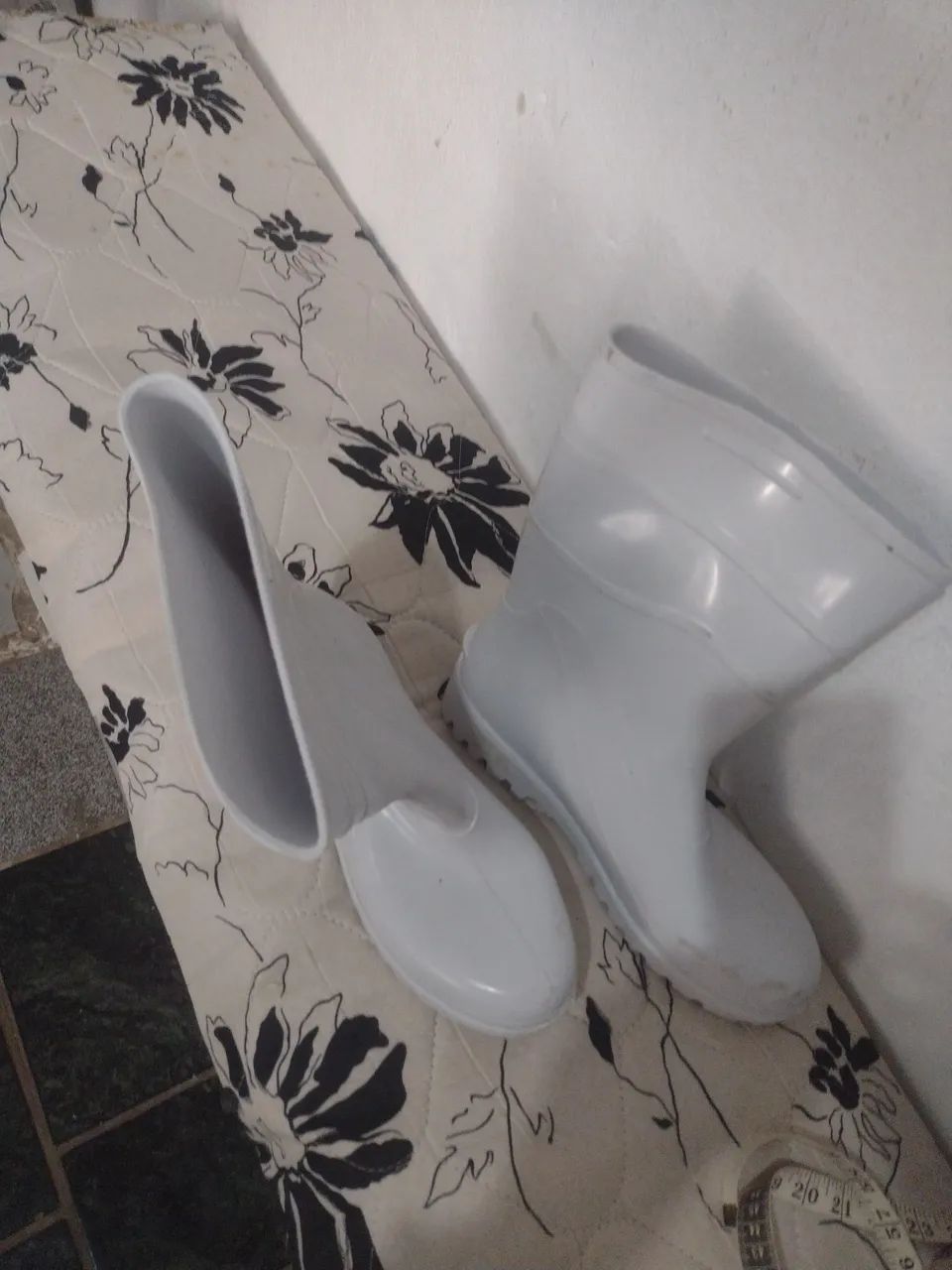 Bota de açougueiro 42 sem uso
