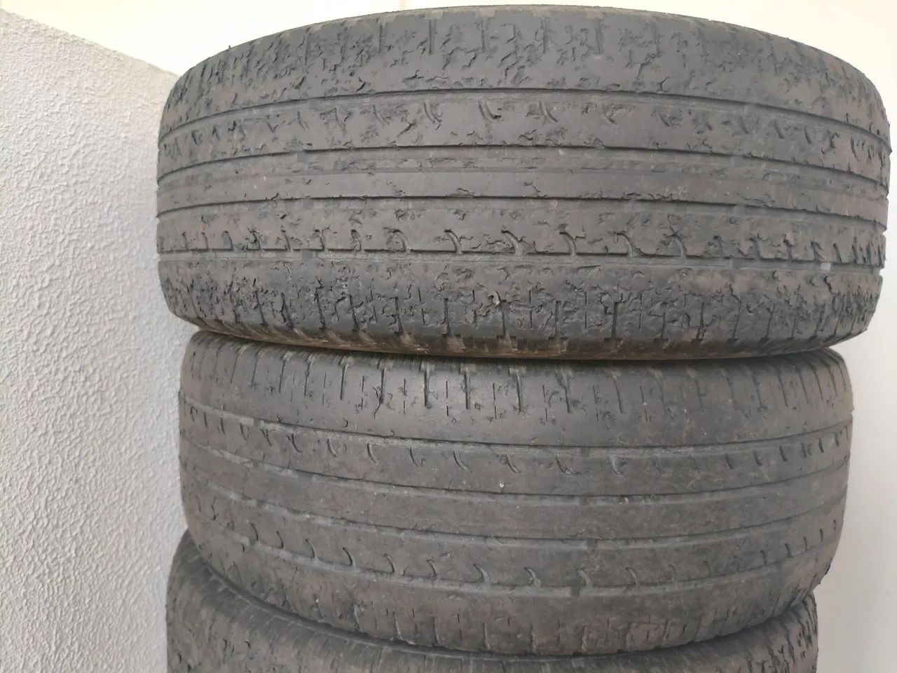 Pneus Goodyear EfficientGrip SUV  215 / 60 R17 - Foto 5