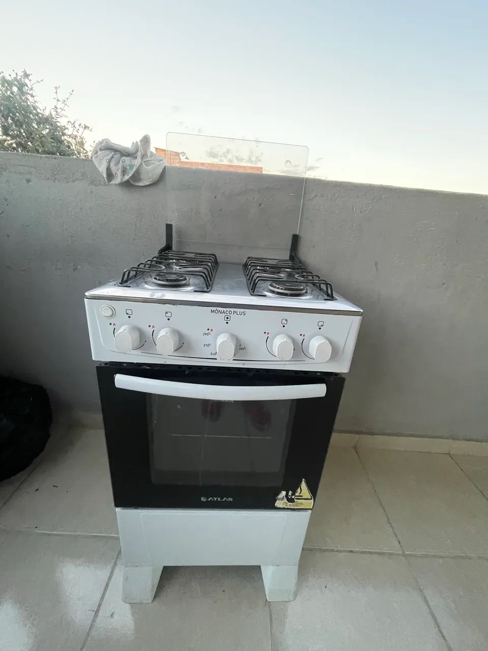 FOGÃO 4 bocas 