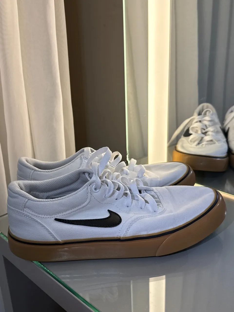 Tênis branco Nike 