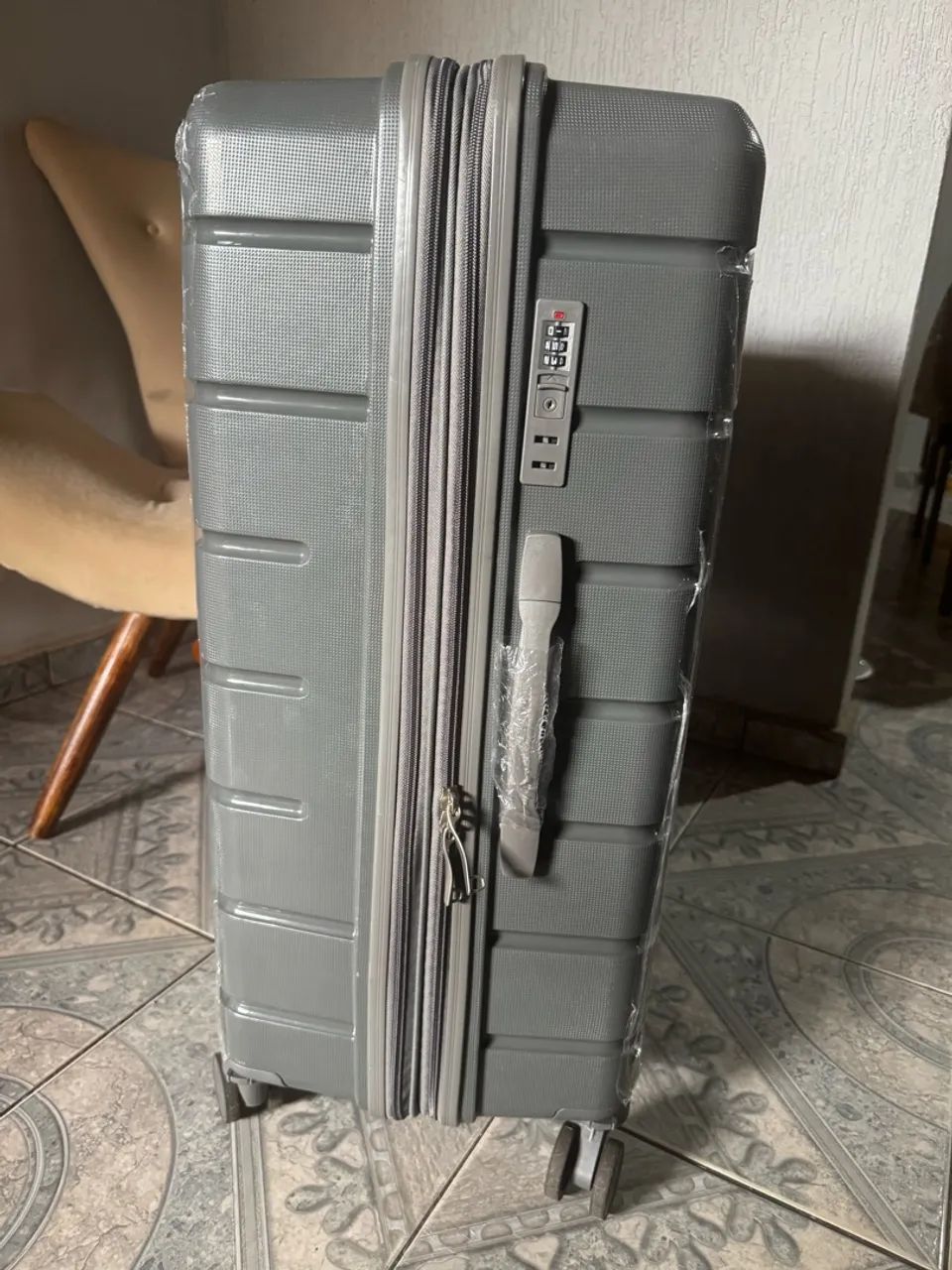 Mala de viagem 32kg com expansor - Foto 4