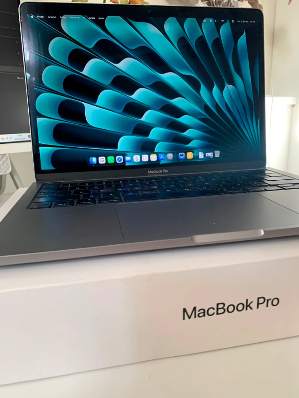 macbook pro 13 2020