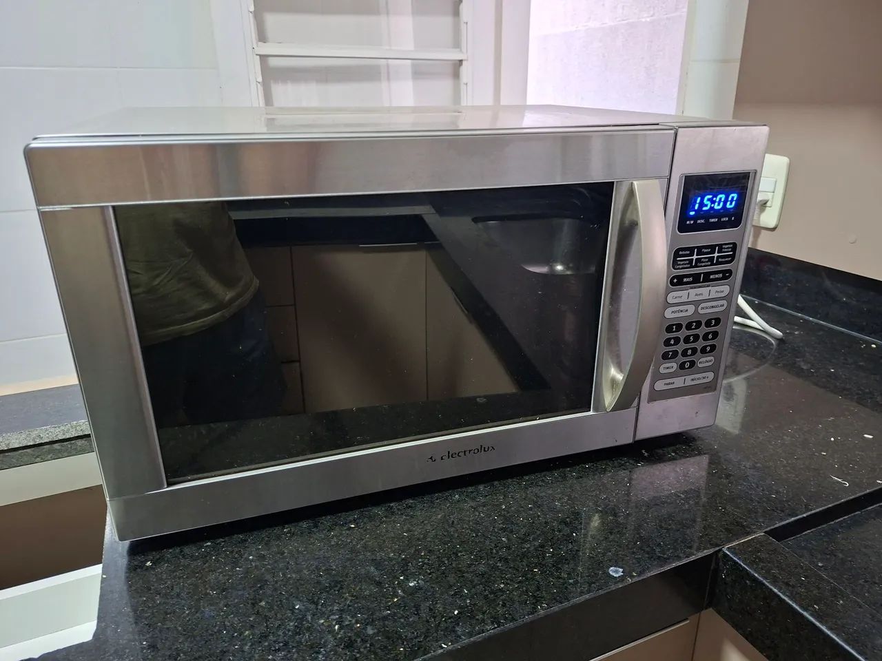 Micro-ondas Electrolux 45L