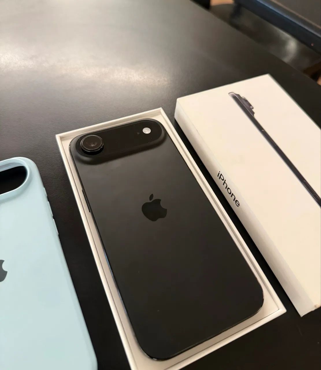 Iphone 17 Air 256GB + NOTA FISCAL + CAIXA E CABO ORIGINAIS / Parcelo em 12x / Troco 