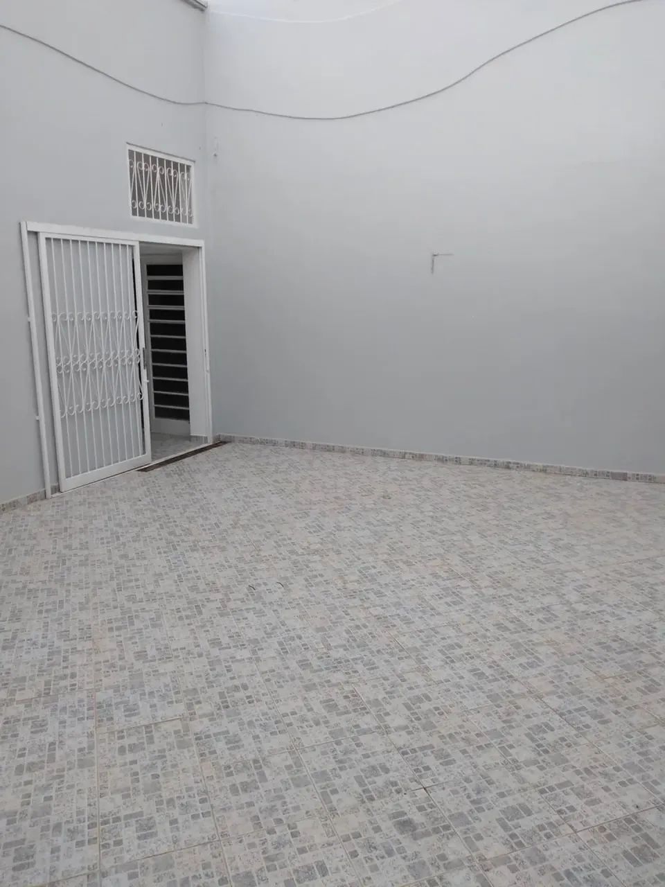 Aluga-se sala comercial no bairro São José - Foto 3