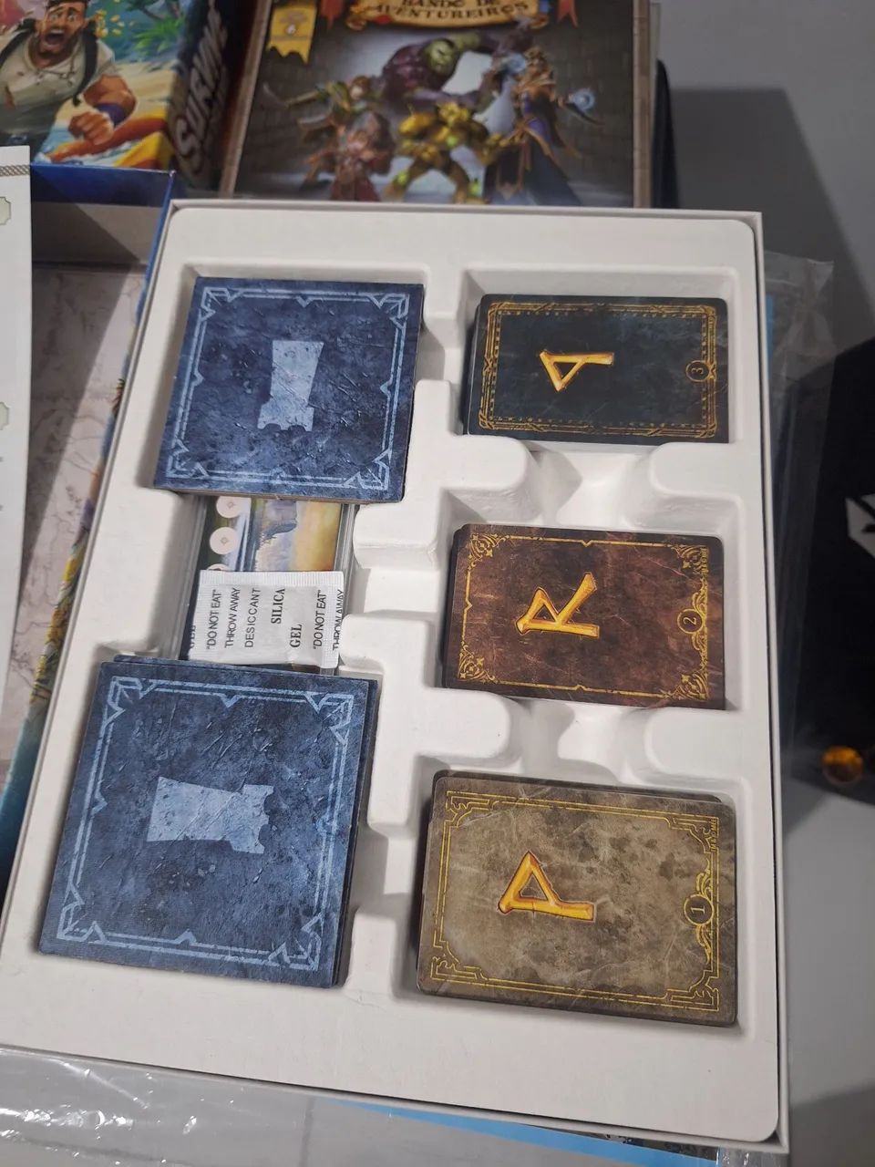 Senhor dos Anéis - Duelo pela Terra Média (jogo de tabuleiro) - Foto 3