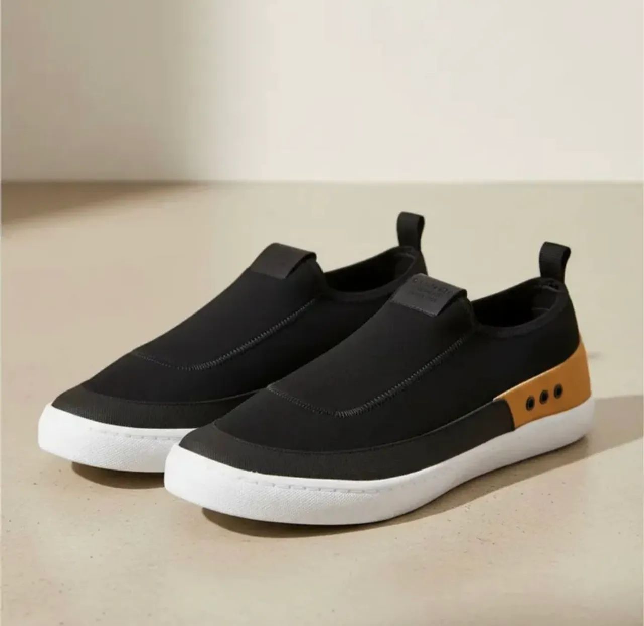 Tenis Osklen em Neoprene - ORIGINAL - Foto 2