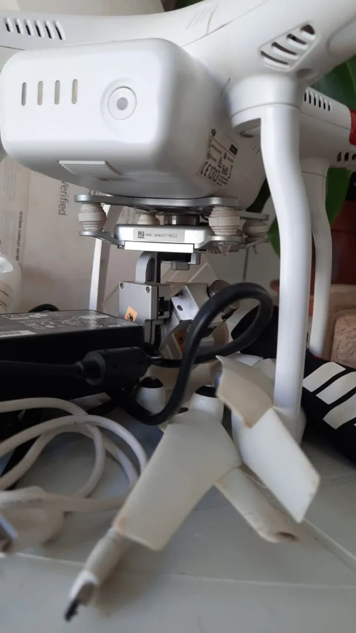 drone phantom 3 stander em exelente estado completo na caixa - Foto 2