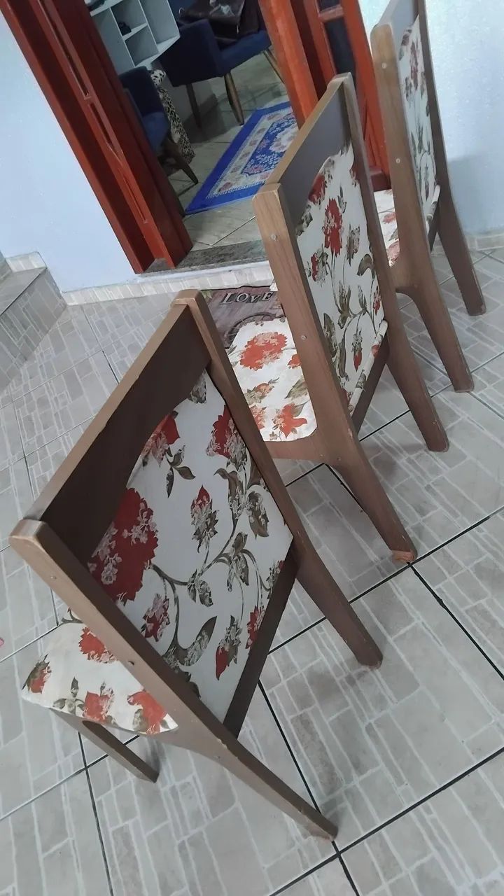 3 cadeiras estampa floral  - Foto 3