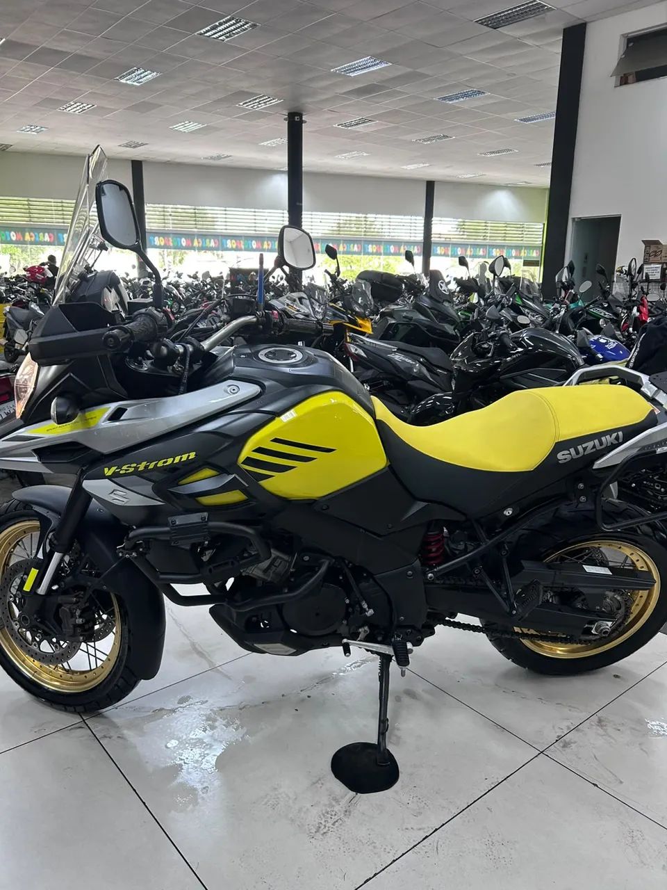 SUZUKI V-STROM 1000XT ABS - Foto 5