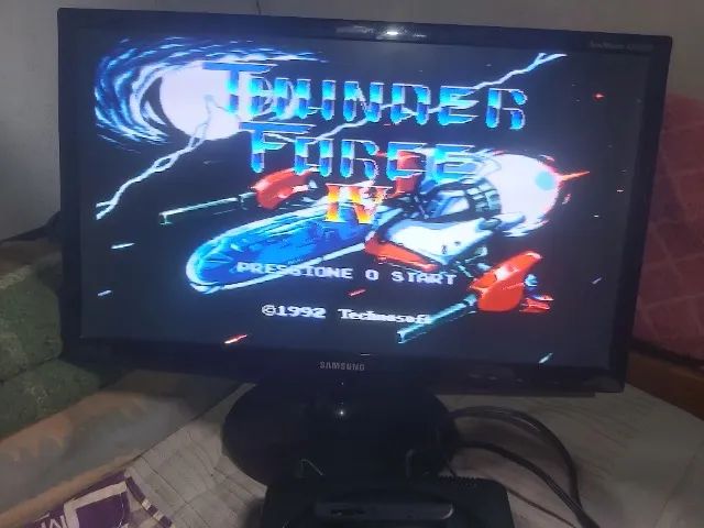 Mega Drive 3 + 2 controles + mega everdrive v3 pro - Foto 4