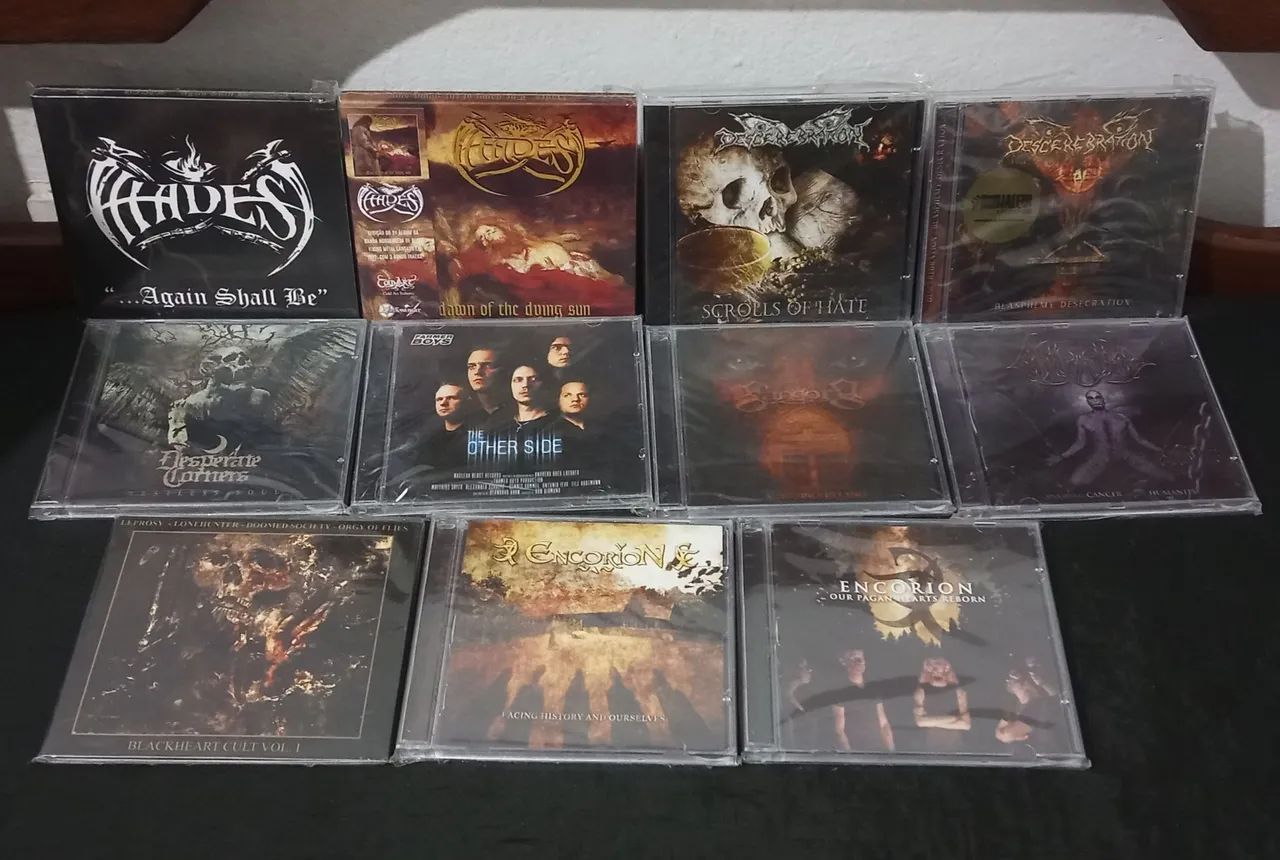 CDs seminovos e zerados.