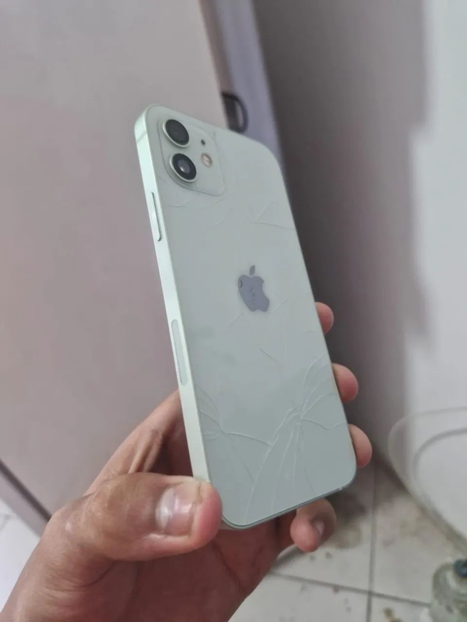 Iphone 12 usado - Foto 4