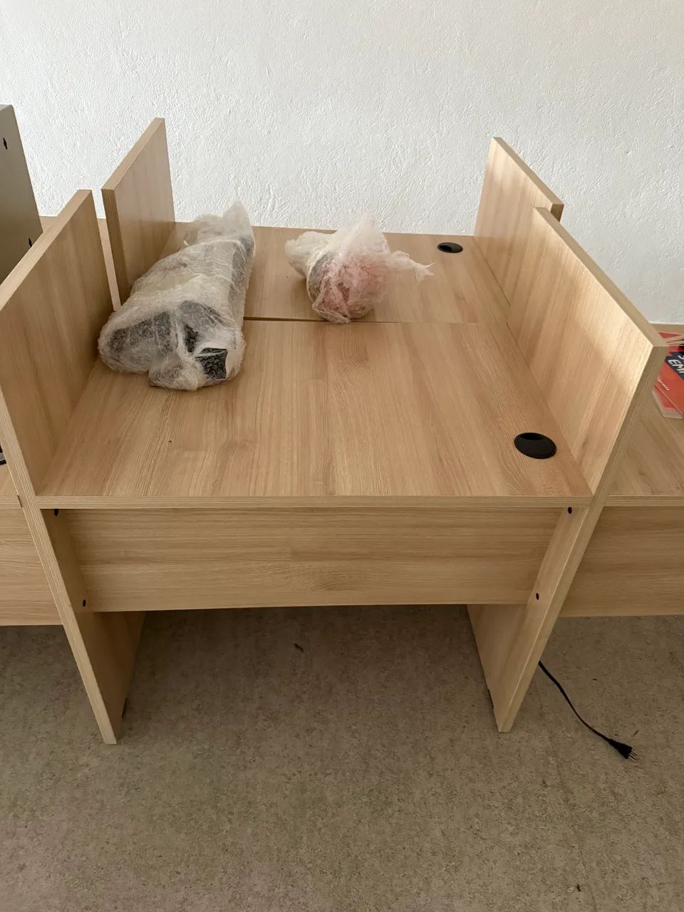 Office Desk for 18 People
