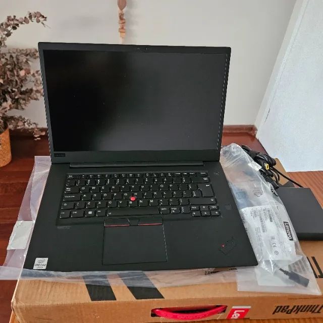Thinkpad P1 Gen3 i7-10850H 32Gb Ram 1Tb SSD Nvidia T1000 4gb VRam