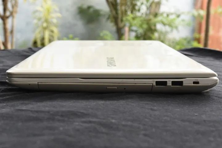 Notebook Samsung Np270 Core I5 8gb Ssd 240gb com Windows 10 - Foto 3