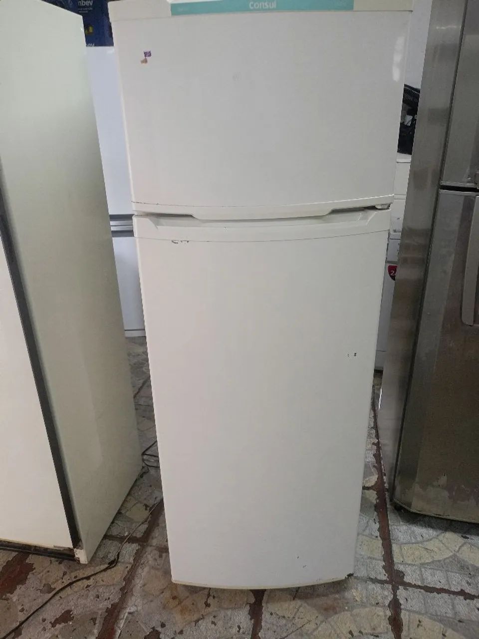Geladeira cônsul funcionando perfeitamente 