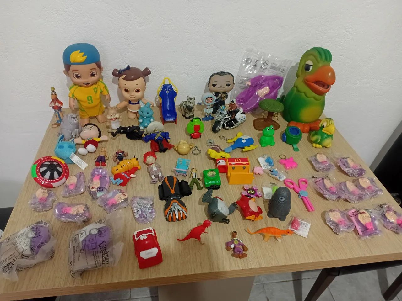Lote de brinquedo