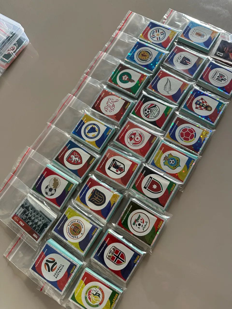 Álbum Copa do Mundo 2026 Completo Para Colar - Foto 2