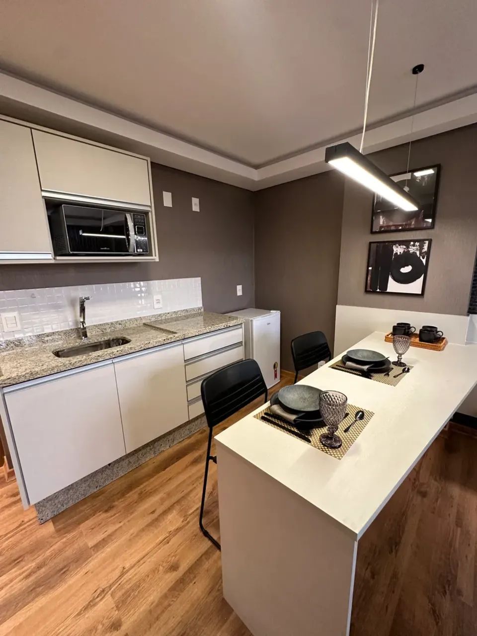 Flat Suíte Confortável com Cama Queen e Cozinha Americana - Foto 4
