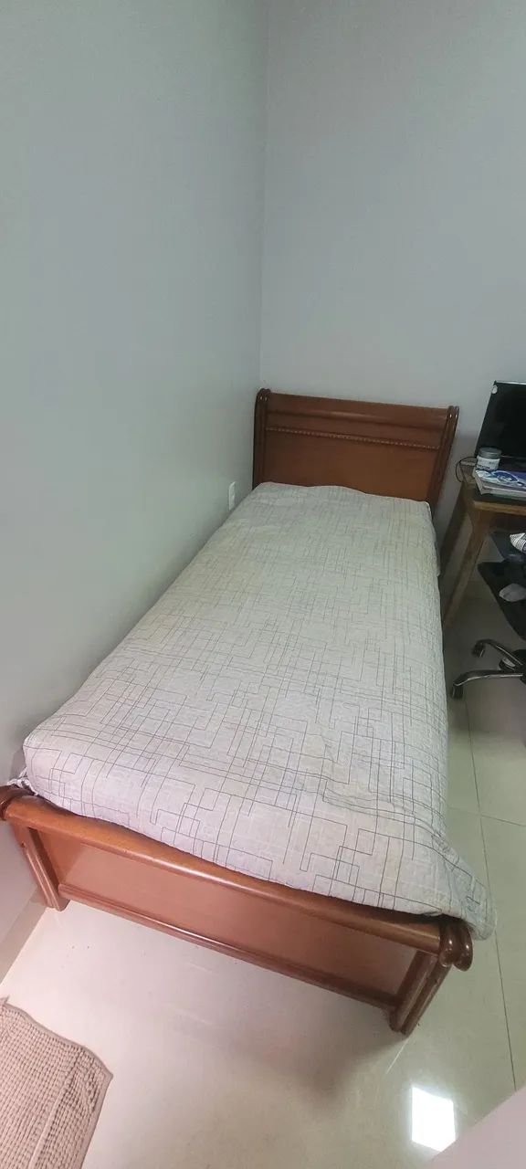 Cama de Madeira Solteiro 