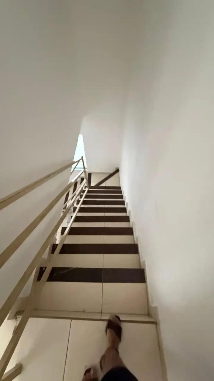LINDA CASA DUPLEX GERMINADA LOCALIZADA NO CANAÃ - Foto 4