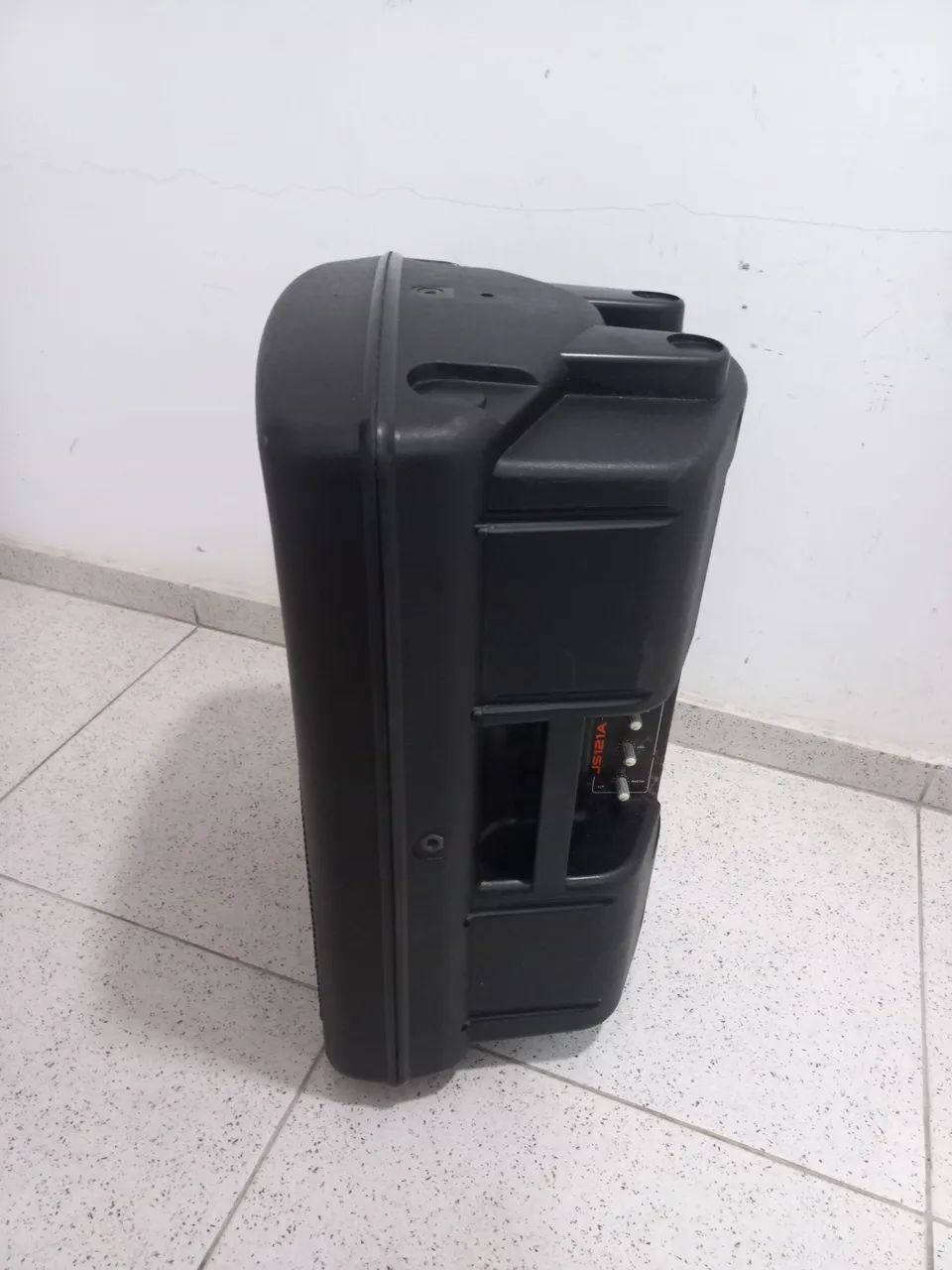 Caixa Ativa JBL JS121A profissional - Foto 3