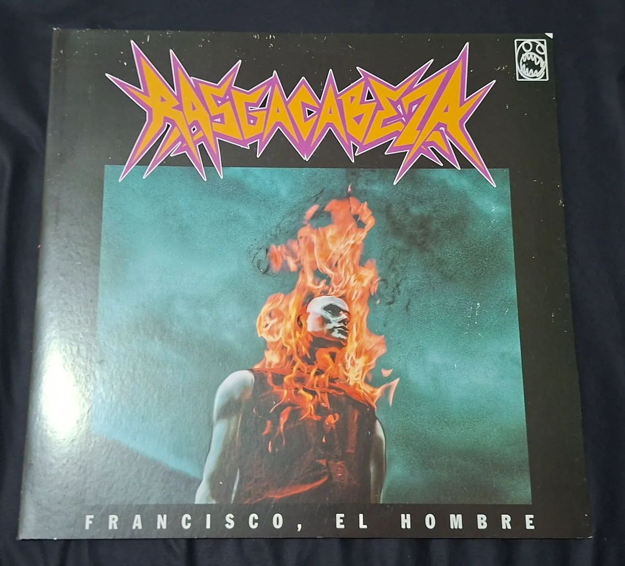 Francisco, El Hombre - Rasgacabeza