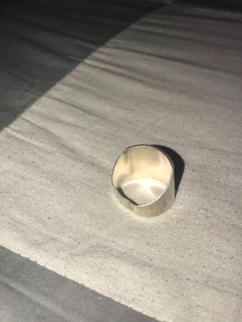 Vendo dedeira de prata bem conservada interessado chegue no privado - Foto 3