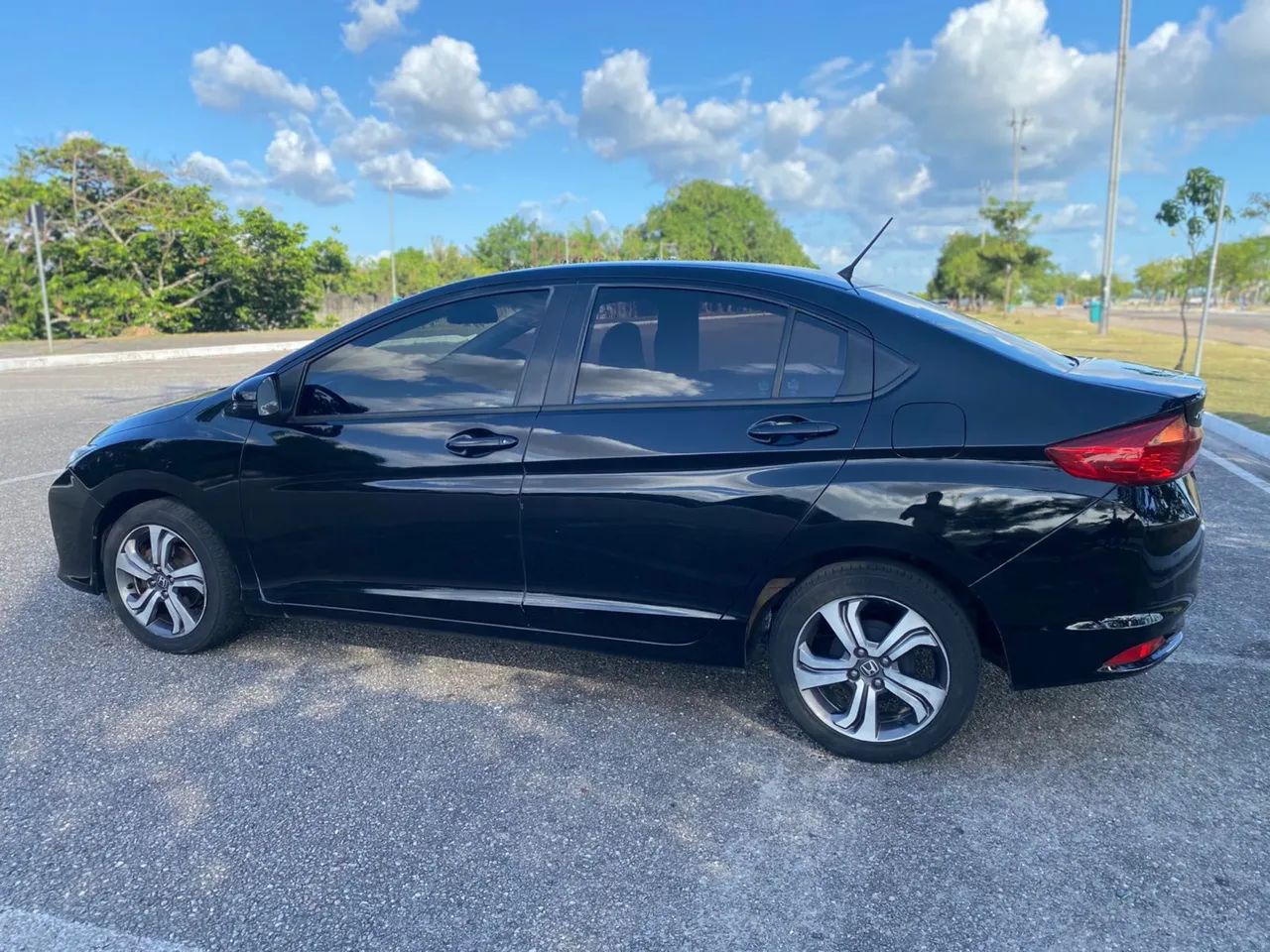 Honda City 1.5 LX 16V FLEX 4P AUTOMÁTICO 2016