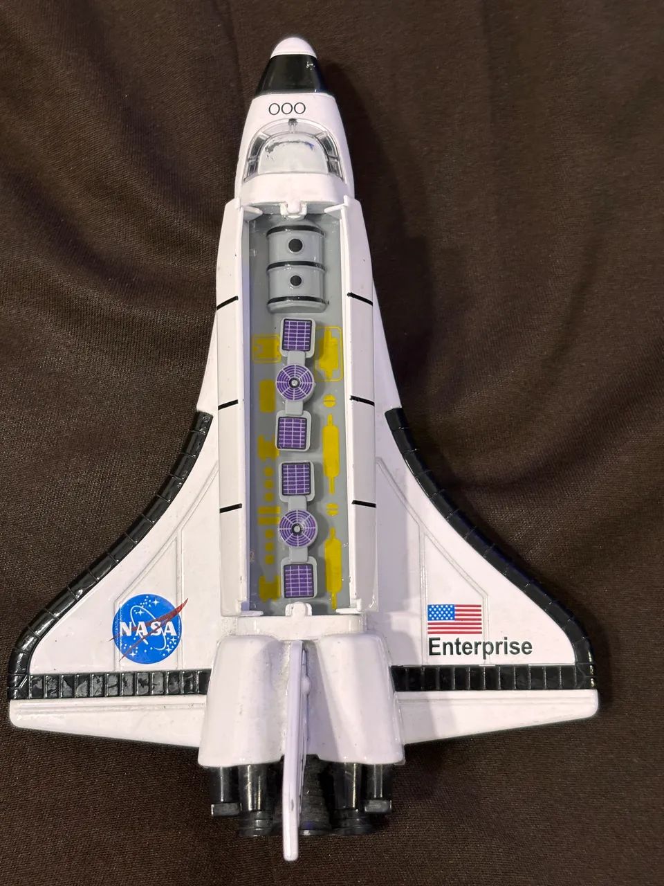 Miniatura nave Enterprise comprada na Epcot - Foto 2