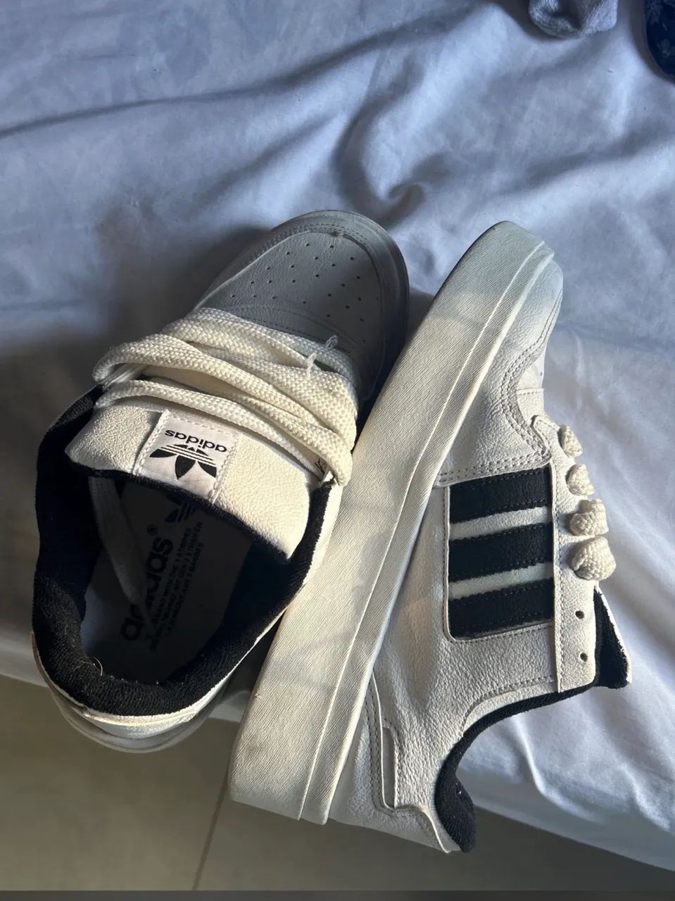 Tênis adidas forum low branco - Foto 4