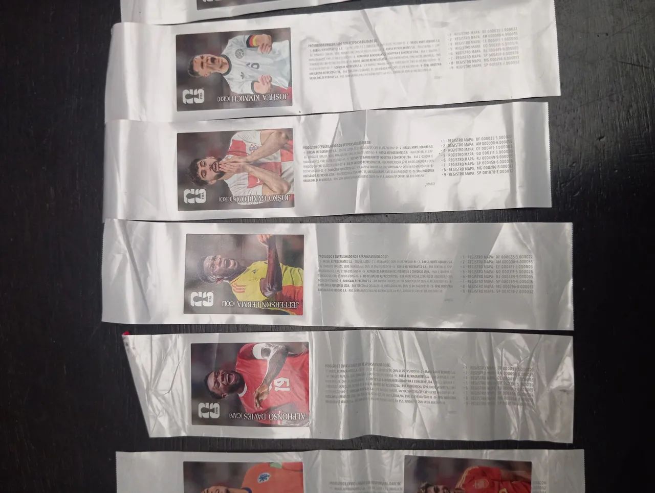 Kit 11 figurinhas Especiais coca cola/Panini lote completo  - Foto 3