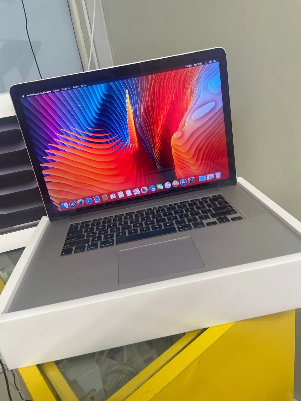 MacBook Pro 16? Core i7 RAM 16gb SSD 256gb - Notebooks - Centro