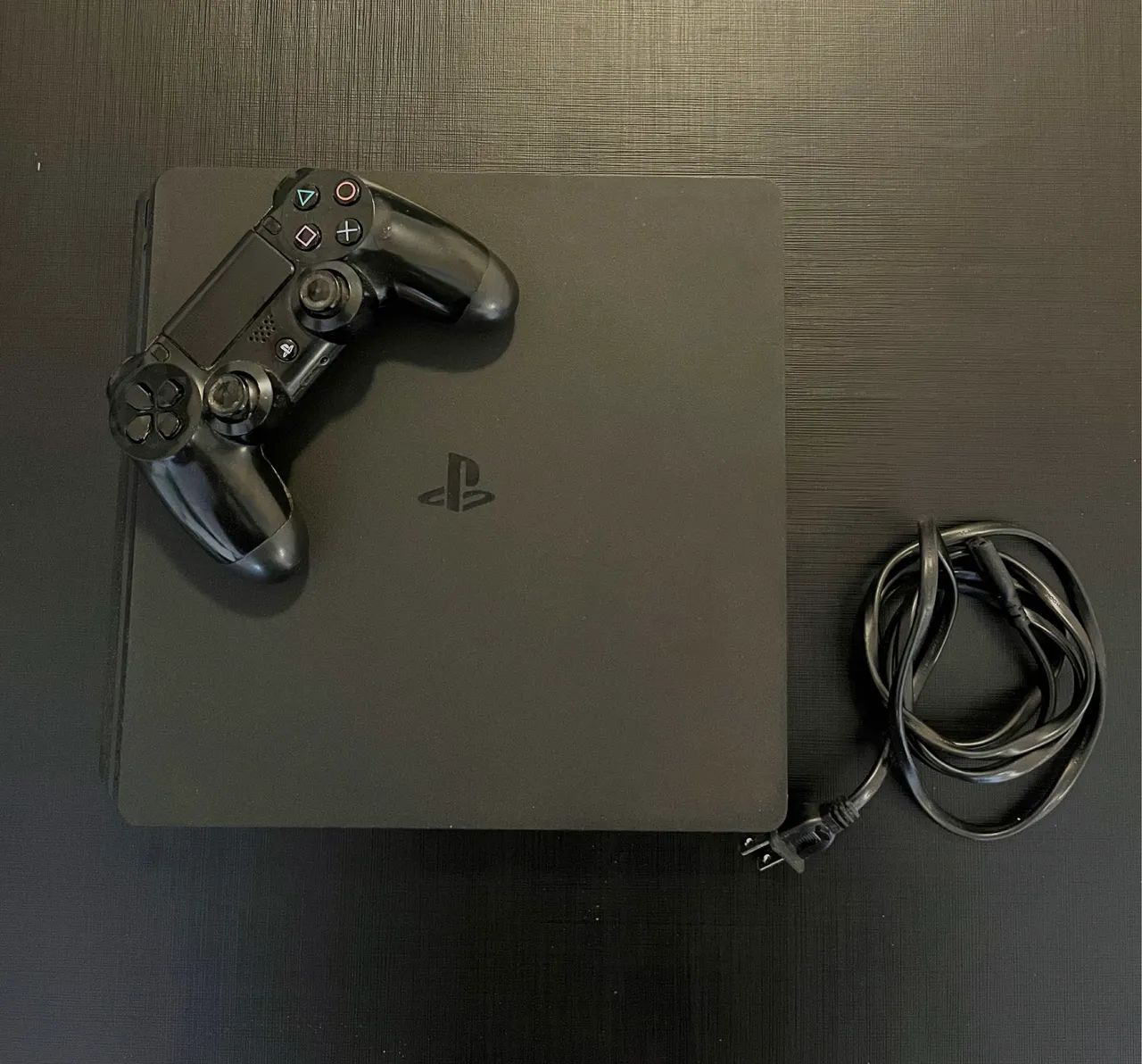 PS4 SLIM 1TB - Foto 4