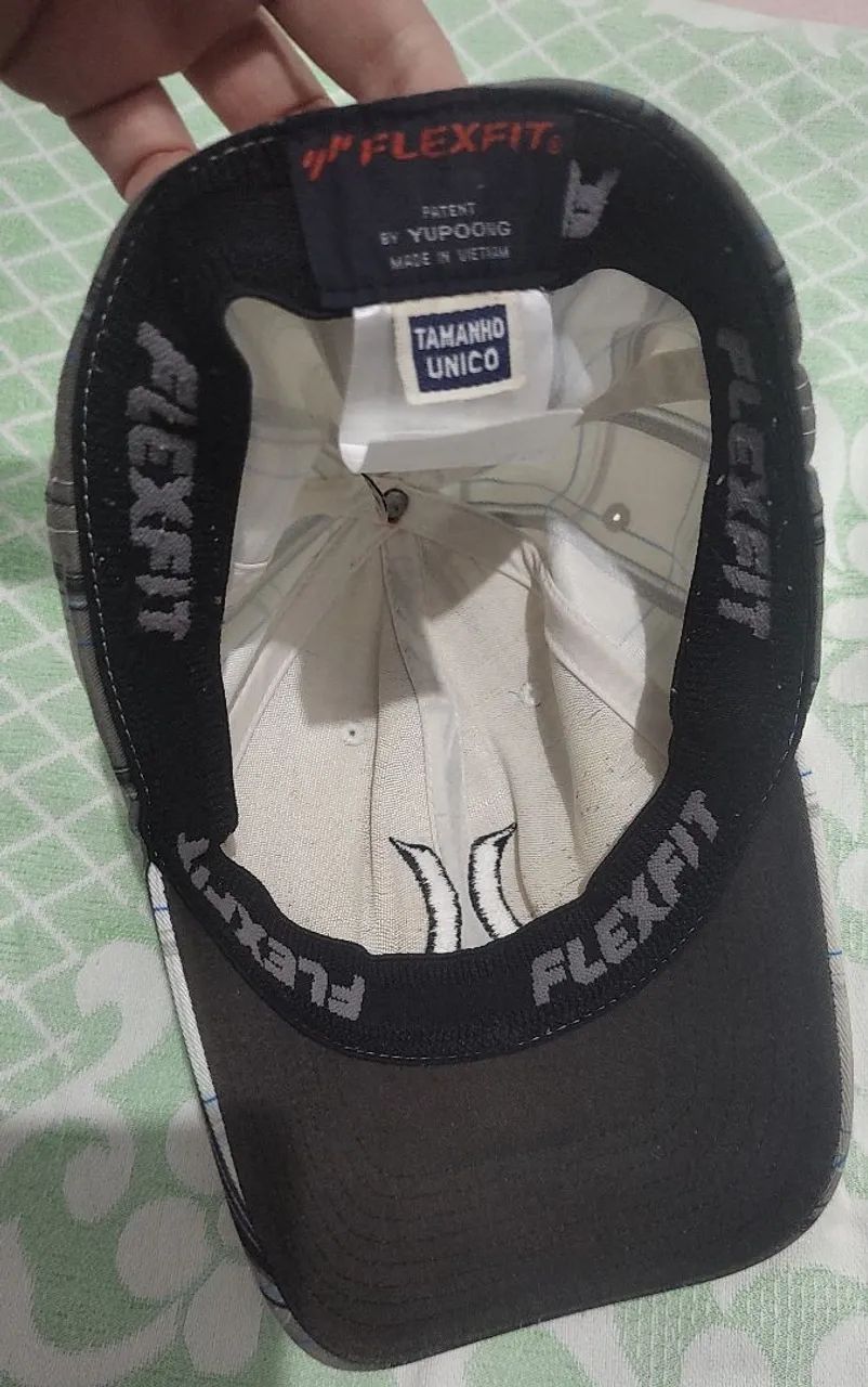 boné da marca Hurley, modelo Flexfit  Importado Tam único  - Foto 4