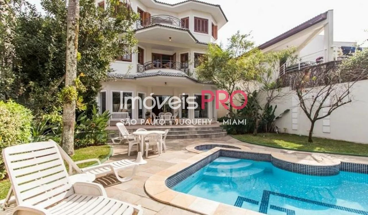 Casa com 4 Quartos e 6 banheiros à Venda. - Foto 2