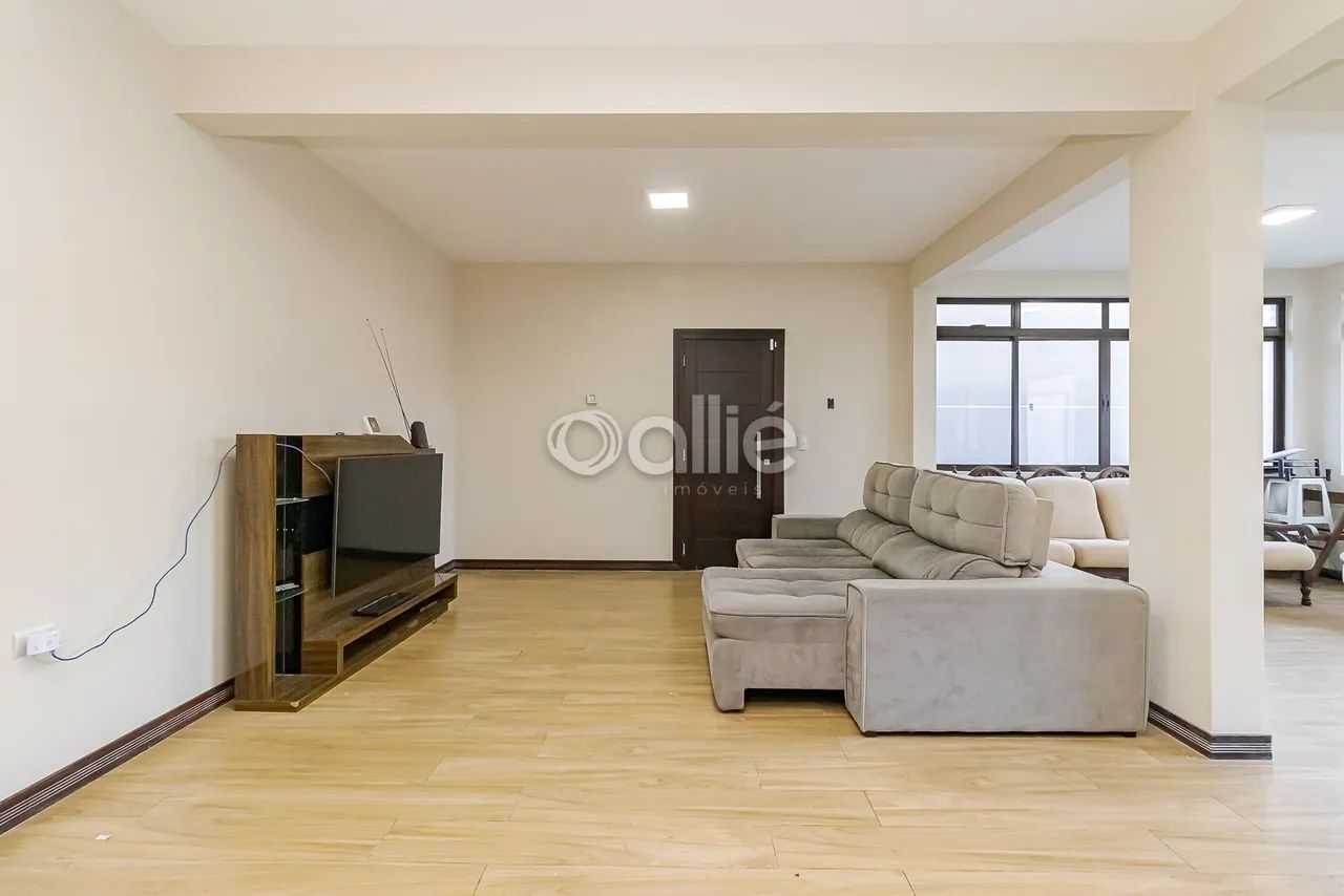 Casa com 4 Quartos para alugar, 510m² - Jardim Botânico - Foto 3