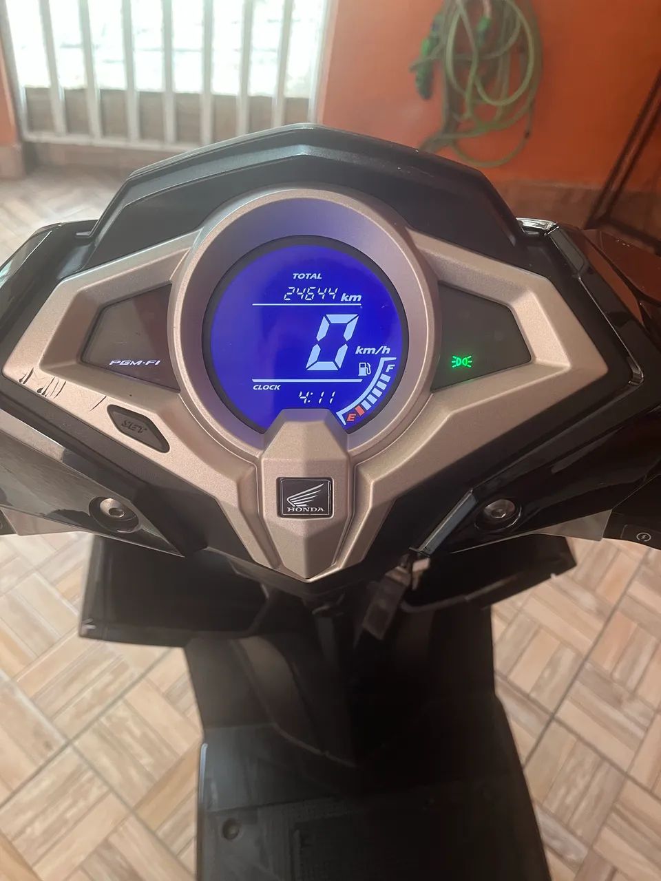 ELITE 125 2021, MUITO BEM CONSERVADA! - Foto 3