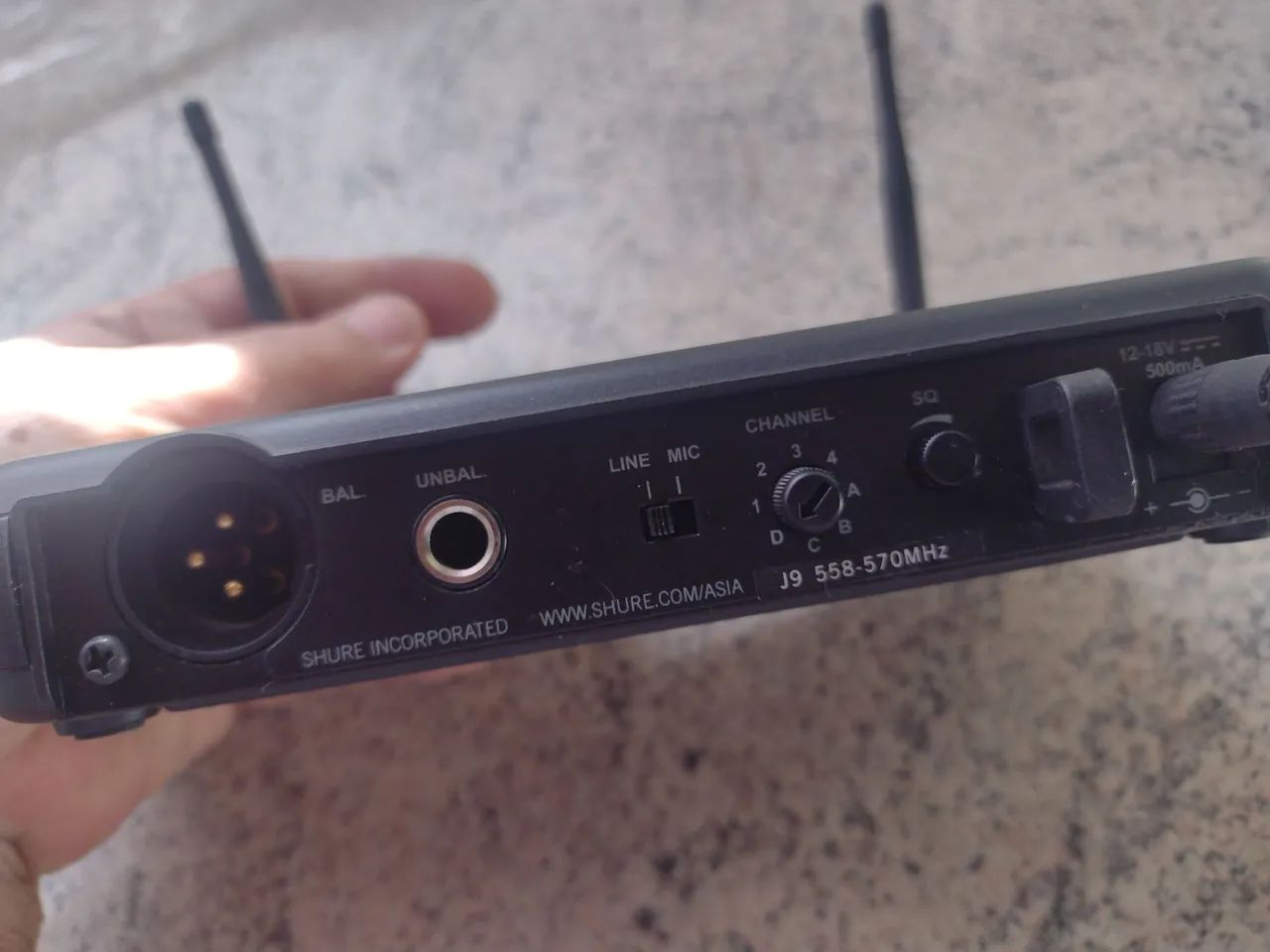 Microfone sem fio shure SVX4 - Foto 3