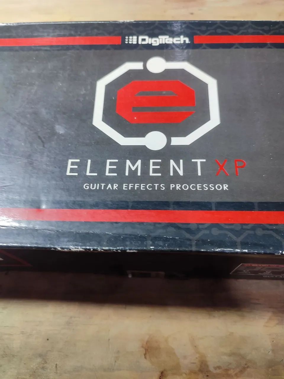 Pedaleira Digitech Element XP com caixa  - Foto 3