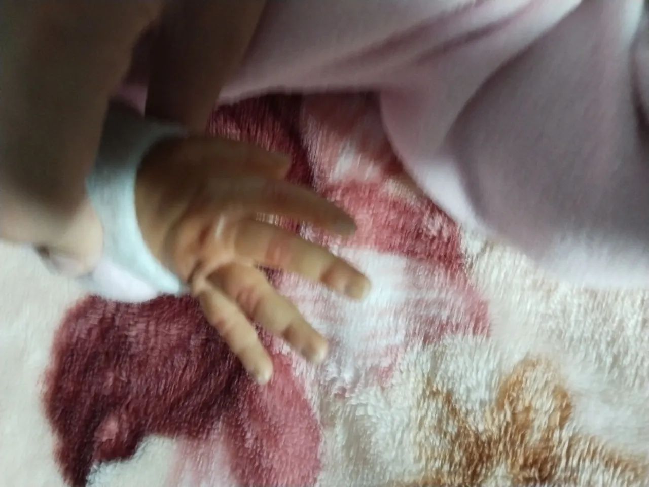 Bebe reborn do kit Laura moreninha. - Foto 4