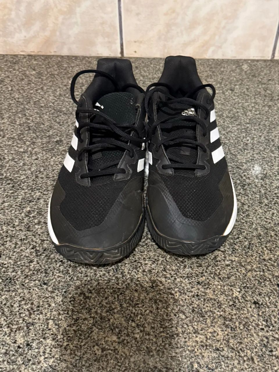 Tênis Adidas GameCourt 2 para jogar Tênis quadra dura/rápida - Tamanho 44  - Foto 2