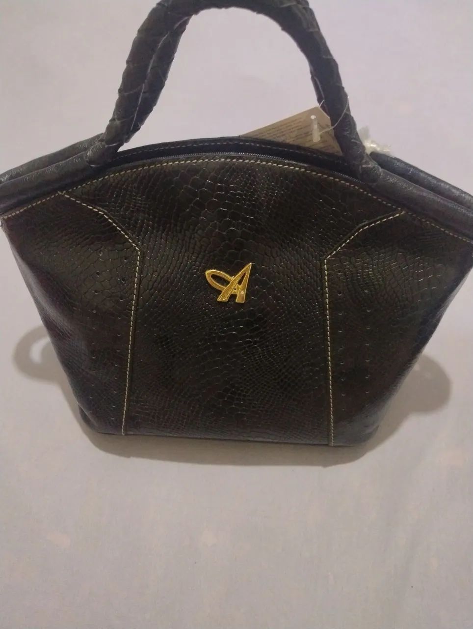 Bolsa de couro marca Anandra 