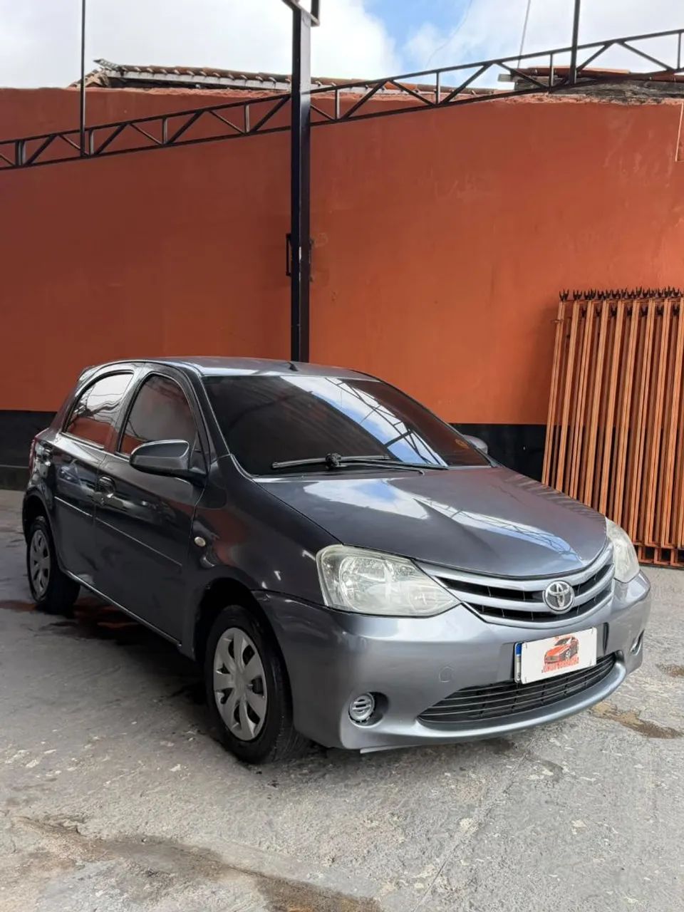 Toyota Etios ETIOS X 1.3 Flex 16V 5p Mec. 2015