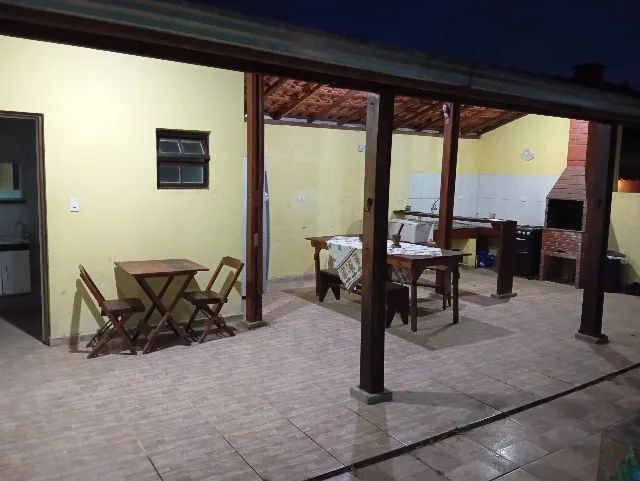 Casa de Temporada em Mongaguá, com piscina, 2 quartos