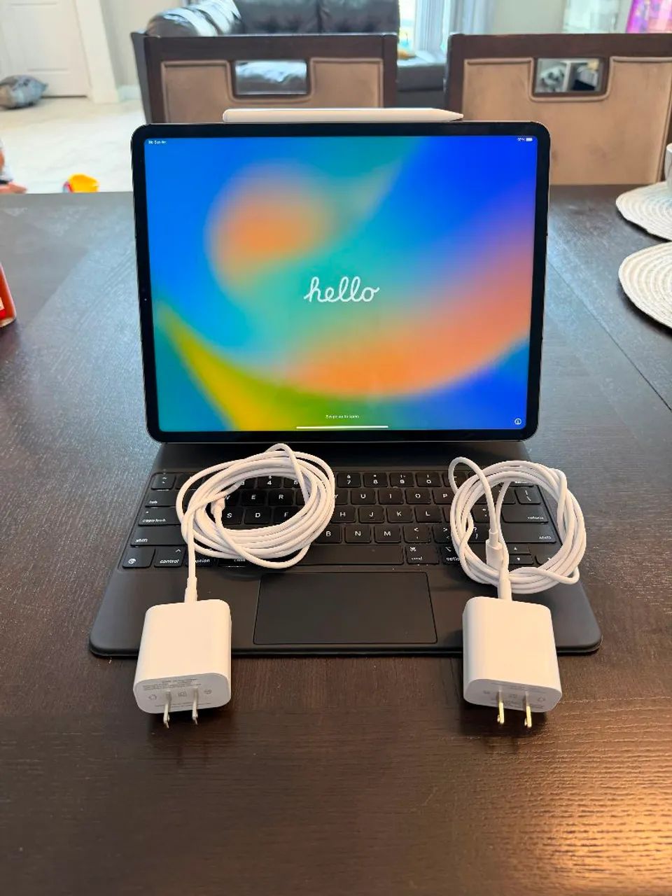 iPad Pro 12.9? M1 256GB + Magic Keyboard Original + Caneta