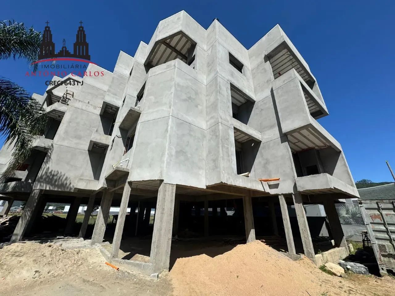 Lançamento em Antônio Carlos- Apartamento de 02 e 03 Dormitórios, no Centro - Foto 5